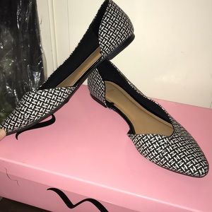 Black and white flats